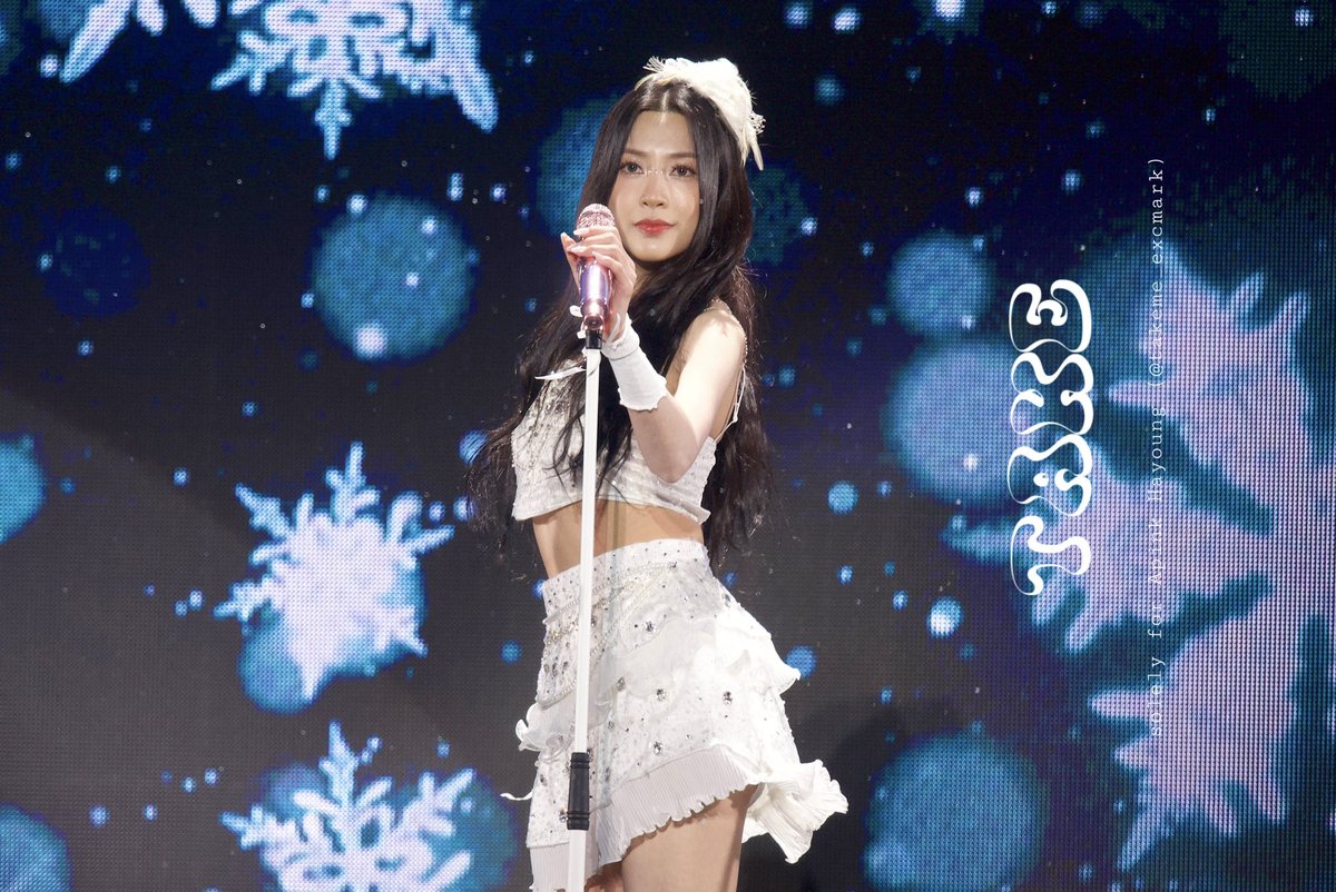 241222 Pink Christmas

오하영언니가오씨라서좋다..
오하영언니이름이하영이라서좋다..
오하영언니가여자라서좋다..
오하영언니가한국인이라서좋다..
오하영언니가에이핑크라서좋다..
오하영언니가예뻐서좋다..
오하영언니가그냥좋다..

#에이핑크 #오하영
#Apink #Hayoung <a href="/Apinkohy/">오하영</a> pre