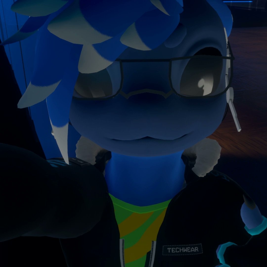 Feuerfuchs23's tweet photo. Hey, im thinking of getting a commision for a tubescarf of my fursona, but i dont know who would do it. So yeah, just answer under this post if you have a free commision slot, and want to do it https://t.co/k4dvW0POYQ