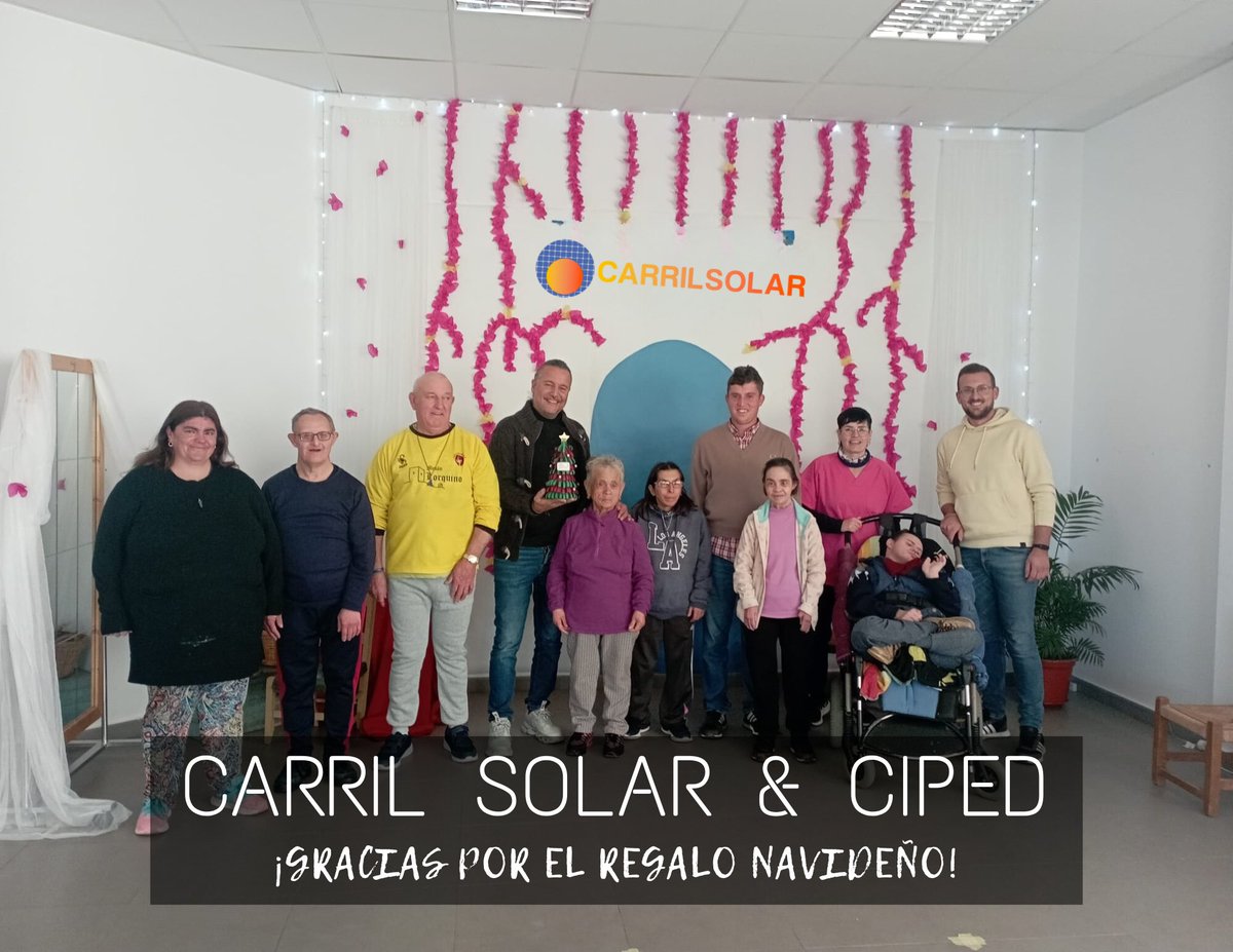 CarrilSolar's tweet photo. 🎁 Esta semana visitamos a los usuarios del CIPED que nos hicieron un bonito regalo navideño

👉🏽 Seguimos colaborando con esta aula deportiva que semana a semana realiza actividades deportivas gracias al monitor y material deportivo que aportamos https://t.co/S95leQwpsD