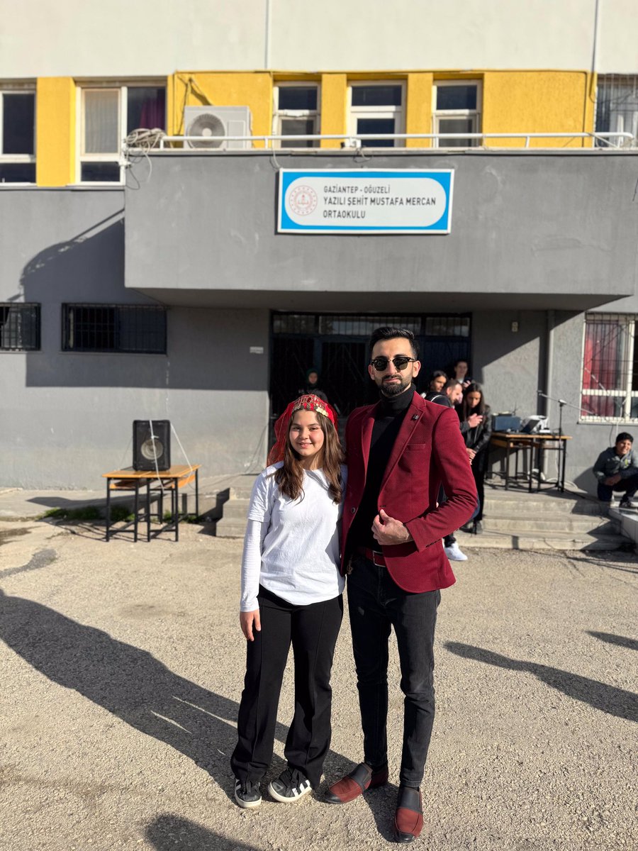 Okulumuzun “CUMHURİYET KOROSU” ekibi