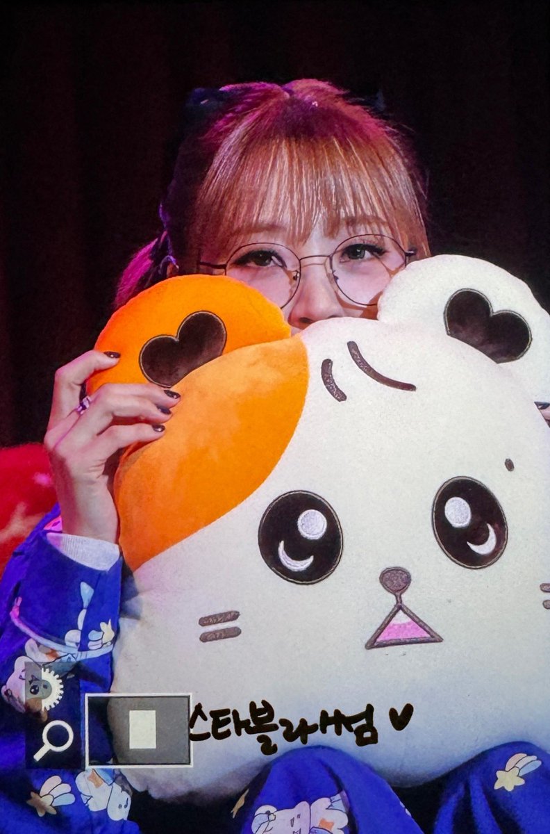 19921222com's tweet photo. 241222

#문별 #MOONBYUL https://t.co/esEveJNGTQ