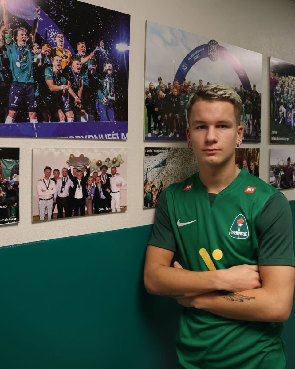 Fyrsti samningurinn hjá junior🙂.💚✍🏻<a href="/GoGunnleifsson/">go_gunnleifsson</a>