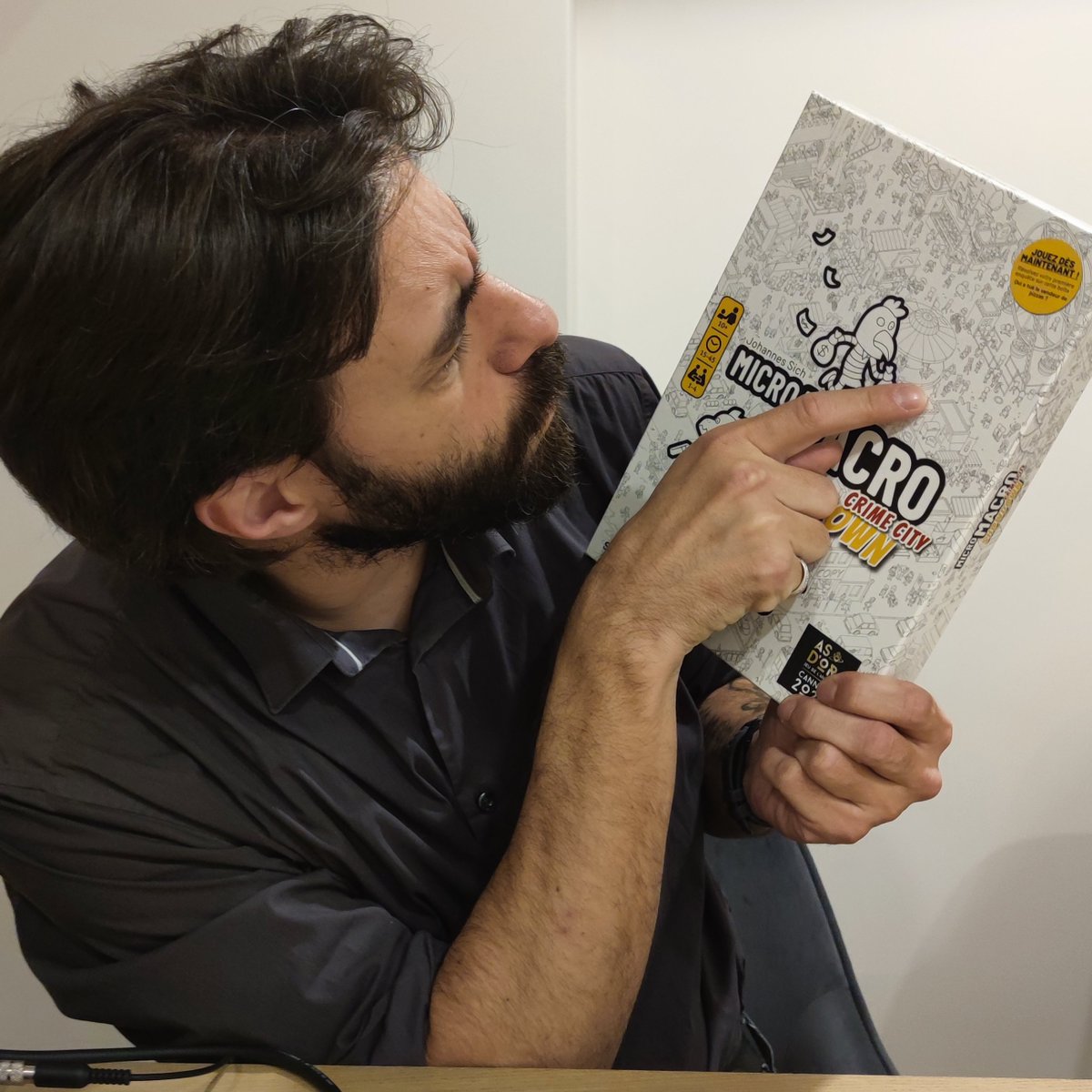 Qu’avons-nous pensé de MicroMacro Crime City - Showdown ?

Alex’ : La bonne ambiance d’avoir un objectif commun et de se prendre la tête ensemble pour résoudre une enquête.

C’est un vrai plaisir, ce type de jeu créé [...]

🎙 Retrouvez nos avis complets vaisseauhypersensas.fr/defausse/7/314