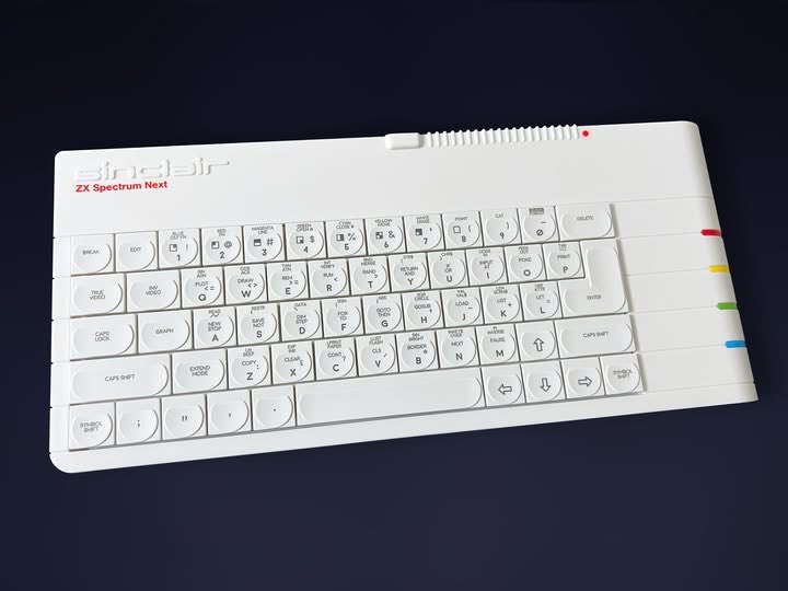 Oooooo…. Some White #ZXSpectrumNext’s are up for auction on the SpecNext store!!

specnext.com/shop/
