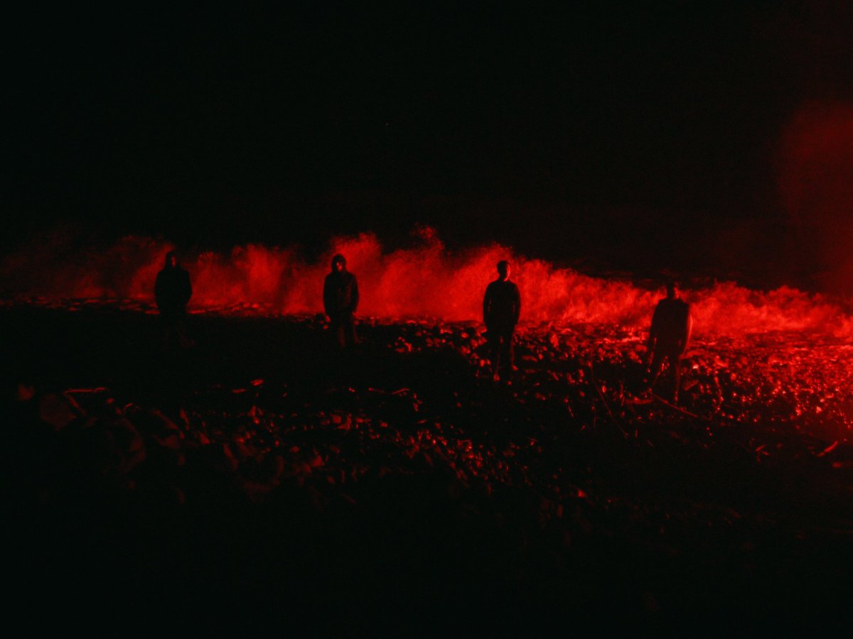 ‘Nothing Higher’ the visualiser is out on <a href="/YouTube/">YouTube</a>. Filmed on the coast of wales in literal freezing temperatures. Make it worth it, watch it here ☄️ - youtu.be/nRt6j-kPVQU?si…