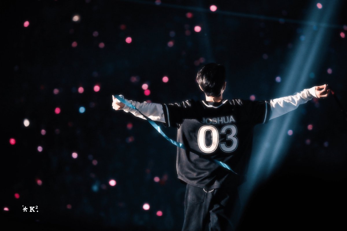 241222 🧚🏻‍♀️🪄

#조슈아 #홍지수
#ジョシュア #JOSHUA 
#세븐틴 #SEVENTEEN

HD 🔗：weibo.com/6239073465/511…