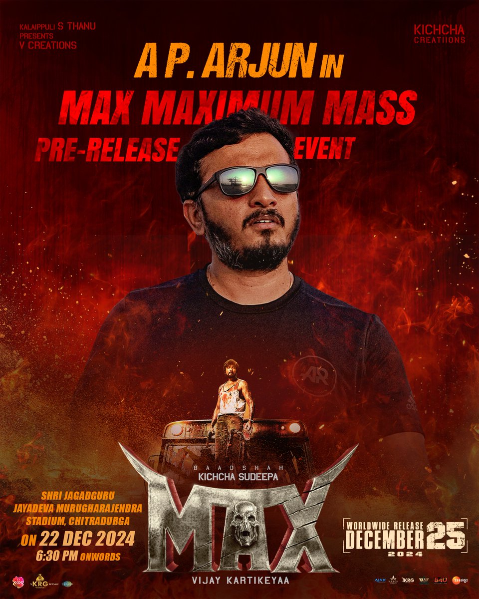Ravan__420's tweet photo. Be Right Back! 
MAX Prapancha ge, 
Bharjari aagi entry kodtiro
The energetic directors 💥💥💥
@anupsbhandari @RohitPadaki #APArjun 🔥
#MaxTheMovie #MaxPreRelease event
@KicchaSudeep 👑 https://t.co/eUbX8NaRMb
