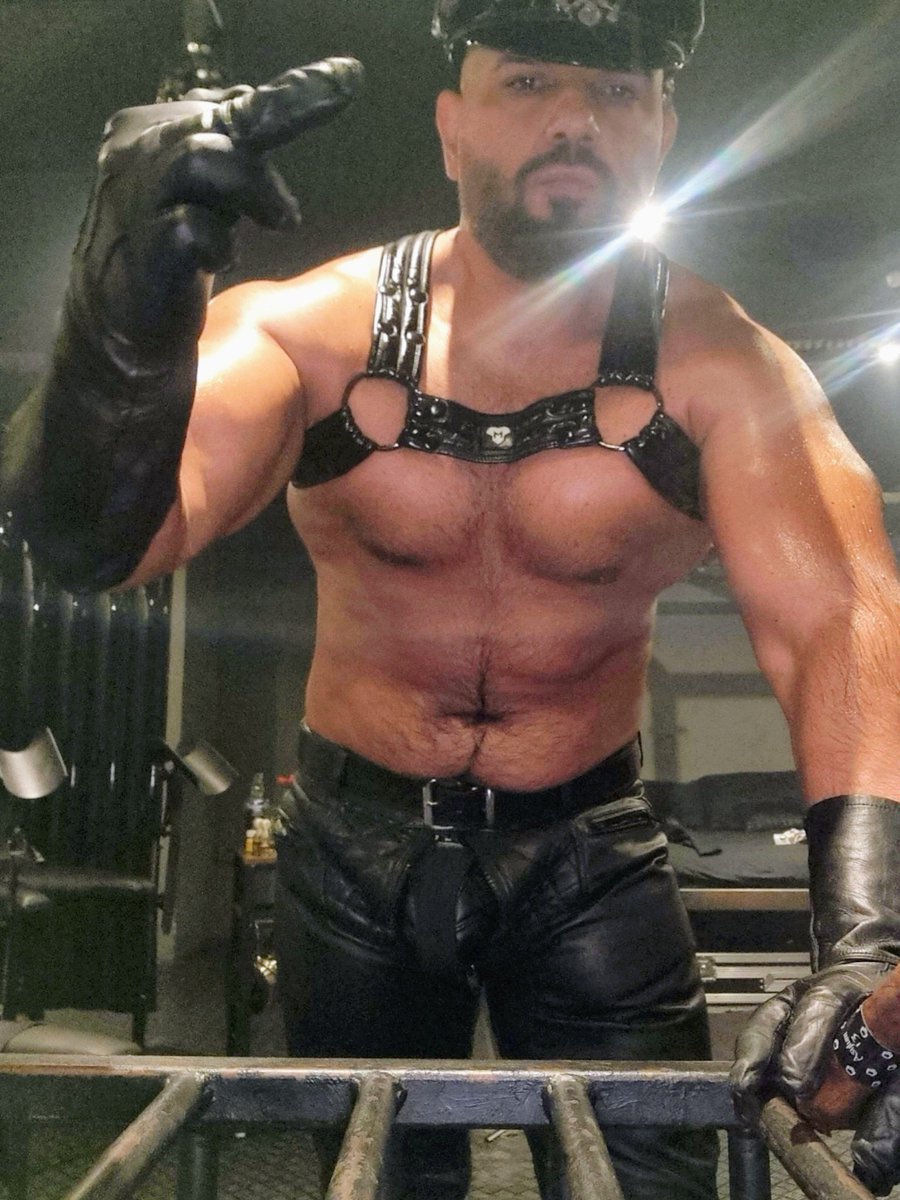 AlphaCigarBoss's tweet photo. SUBMIT TO MY SUPERIOR LEATHER MUSCLES Skype cigarboss888@outlook.com
@findominfluence @Domcollection00 @MasterJockPromo @HortoVers @alpha_amplifier @certifiedalphas @MASTER_UPDATES
@PromoRTpig @FindomAlphaRT @BoltBDSm @RtPromoking @LeatherSocial @loser_bator https://t.co/tCfh1QivEW