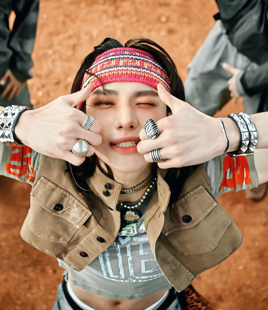 Elaine032089939's tweet photo. ｜【so good】（2

#현진 #Hyunjin 스트레이키즈 현진 #黄铉辰 #ヒョンジン @Stray_Kids https://t.co/0LlYYj4AT1