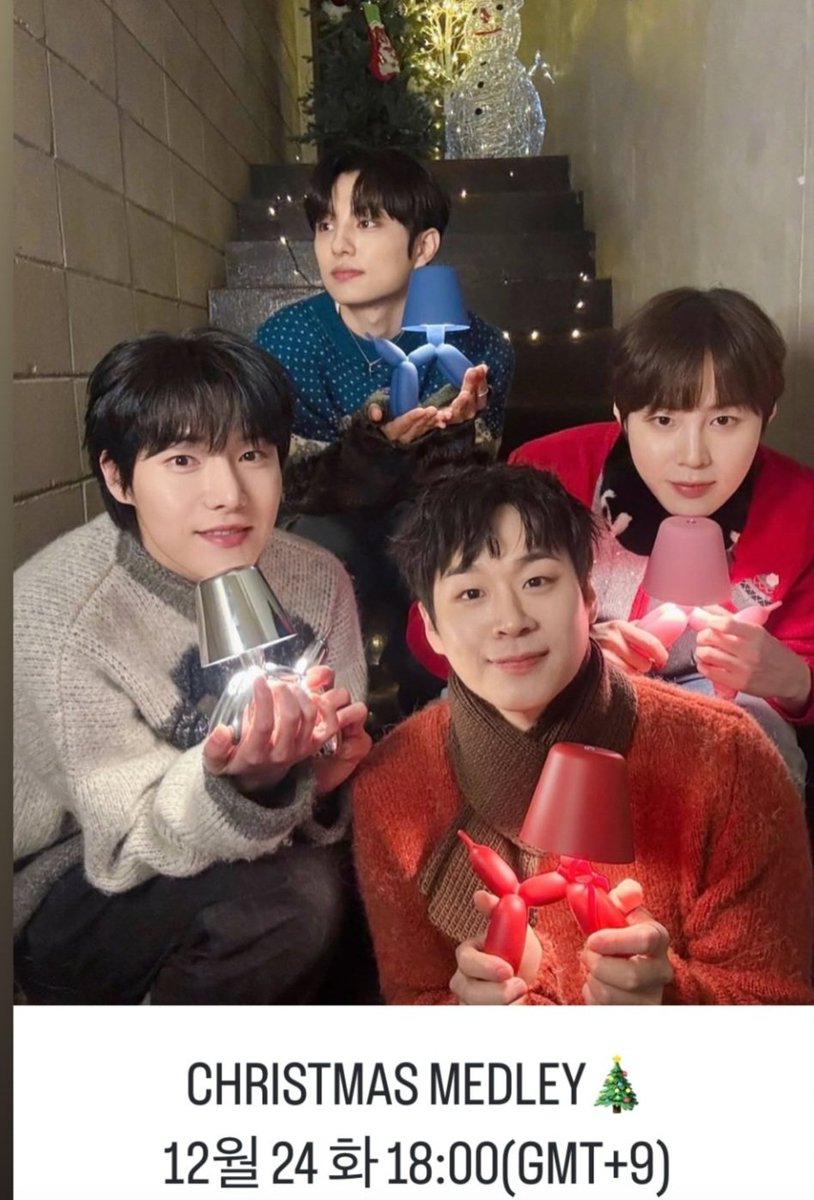 도그프렌즈!! 

#Dogfriends
#하성운 #용훈 #성영주 #하은

youtube.com/@Dogfriends_OF…