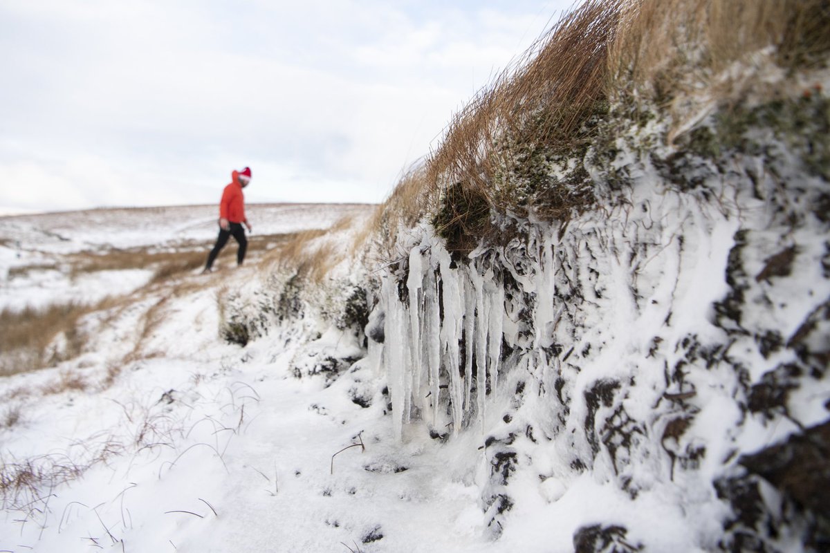 Winter wonderland up on the North Pennines this morning. 

#uksnow