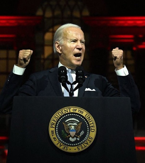 LangmanVince's tweet photo. Jimmy Carter was a horrible president but a good man
Joe Biden is a horrible president and a horrible man https://t.co/LWzAANWDLU