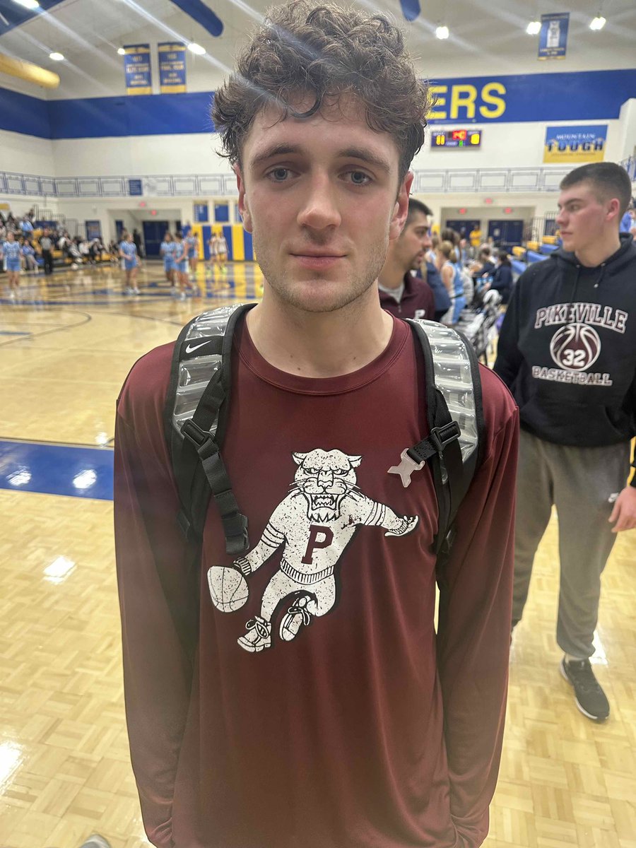 Mountain Prospects: Ian Onkst 

College coaches, I firmly believe that Onkst is the biggest diamond in the rough senior in the state of KY. 6’5” with athleticism, shooting ability, and a good handle. 

Has scored 20+ in each of my viewings this season, with a high of 36. 

🔗: