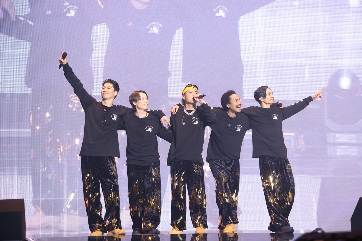 entameclipnews's tweet photo. 2024年を締めくくるLDH年末スペシャル公演DAY1【EXILE THE SECOND】今年ラストライブは豪華ゲスト集結の大宴会！！

🖇記事と写真はこちら🍀
　https://t.co/PkHbrB2ZbN

📸 ﾘﾝｸ先に画像 ✨20枚✨ 掲載💥

#EXILETHESECOND #ニュース #ライブレポ📷 https://t.co/7oJ6LyJyzr