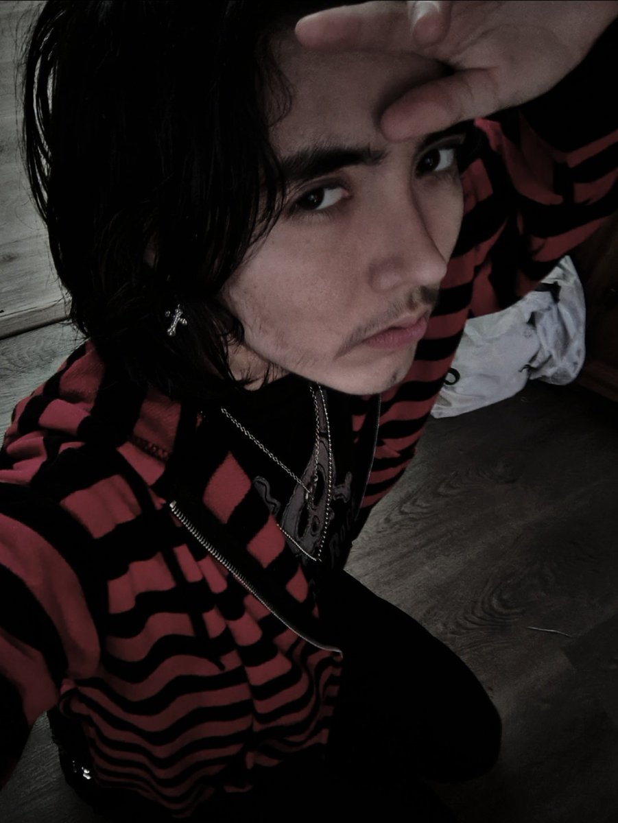 MRPERFECTIYFlNE's tweet photo. Anyways, personal update I guess, images of me to prove I am alive. I grew my hair out, and it has been gender affirming. https://t.co/xGyt3dFgZd