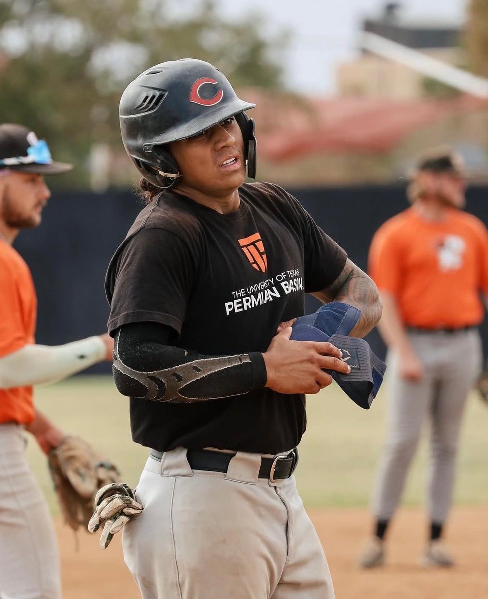 Today we are spotlighting MaKai DeSoto. DeSoto is a junior transfer from Cochise College who plays the infield. The Las Vegas, Nevada native is very excited for this spring because he is “starting a new era.” 

#FalconsUp #FlyHigh 🤙