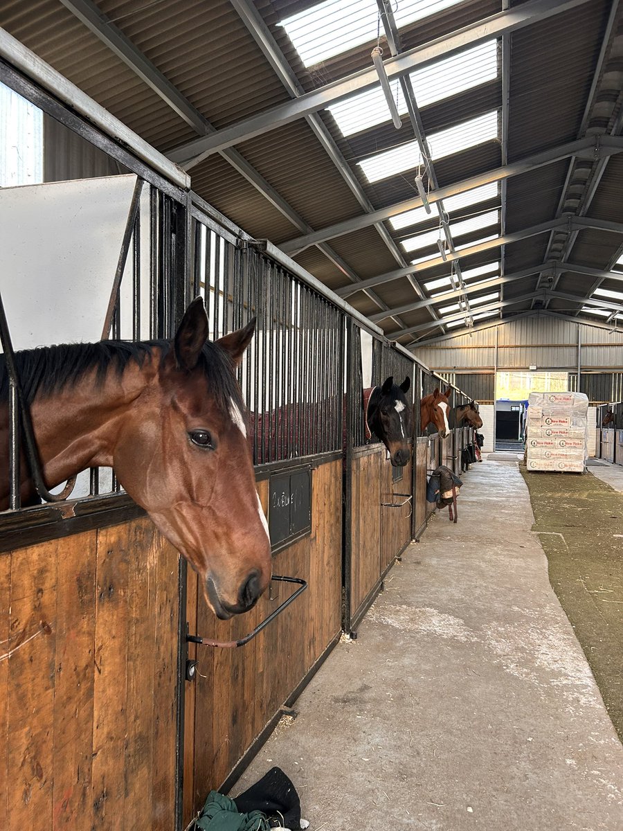RhysapWilliam's tweet photo. Keeping everyone fed @SammyTRacing #Cawl https://t.co/q4XnDzLsB4