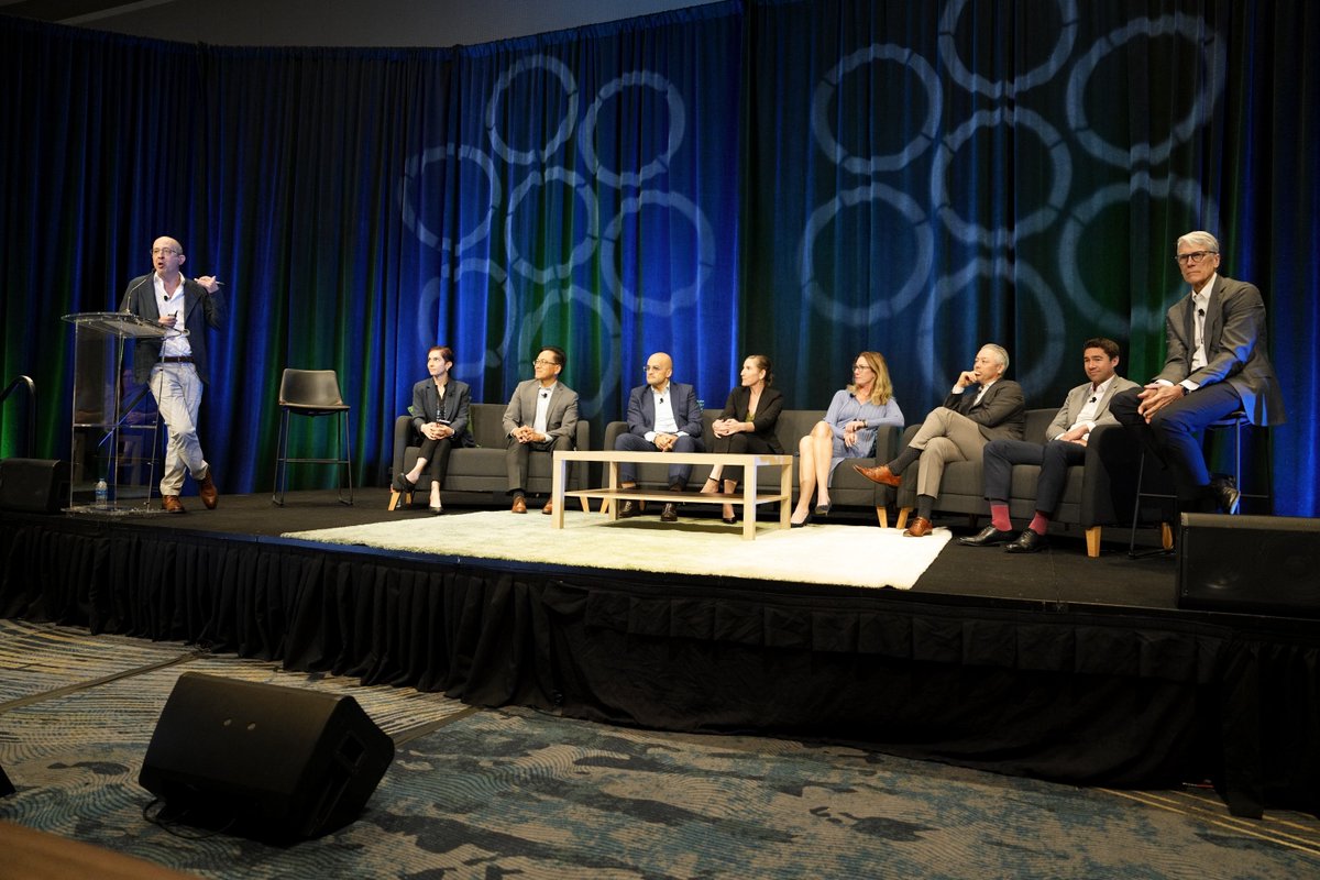 ForegutSociety's tweet image. 🎤 What an incredible lineup of speakers we had at #AFS2024!

Events like this are just one of the many reasons to join the American Foregut Society and attend our annual meeting. We hope to see everyone in Texas for AFS2025—you won’t want to miss it!