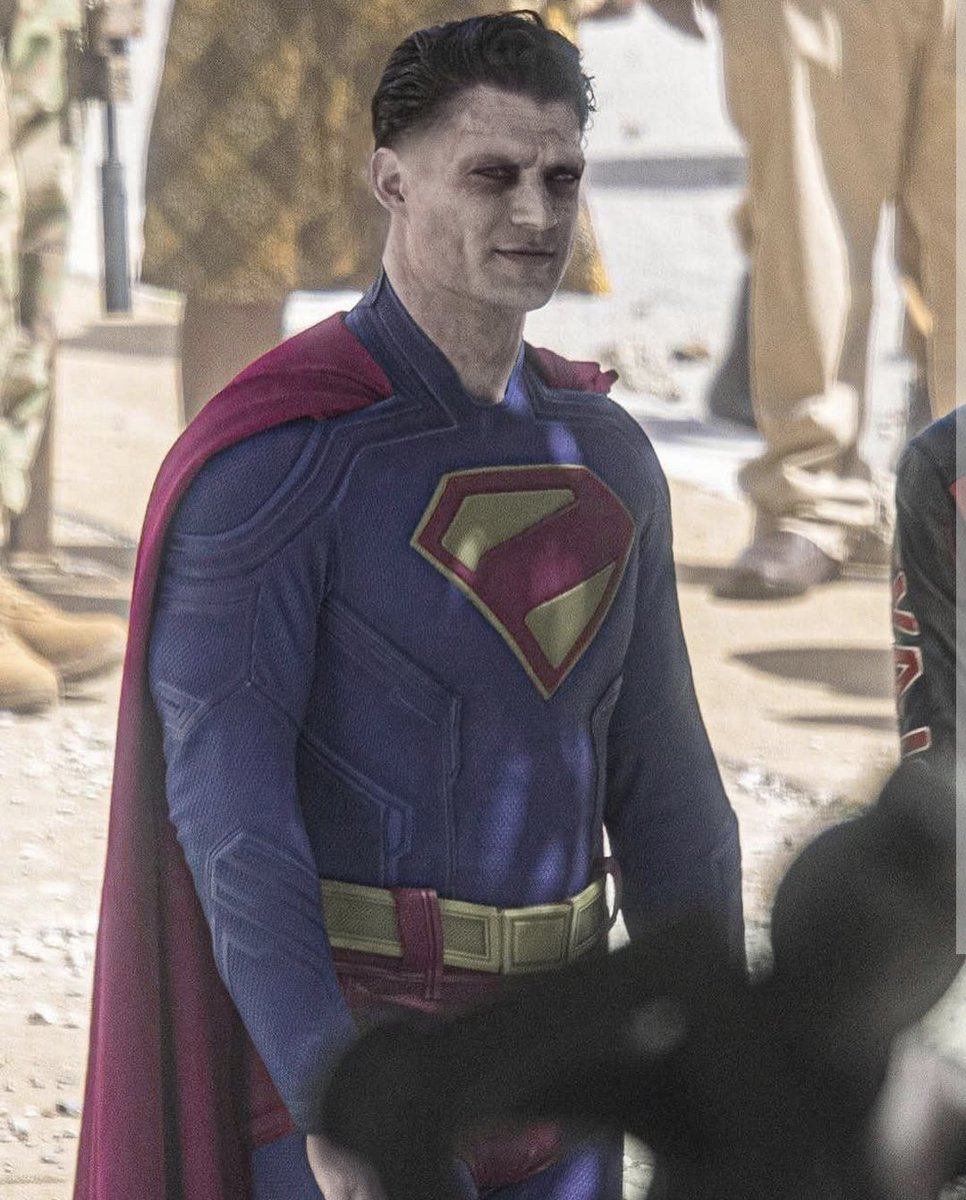 DCComicsFanBoy tweet media