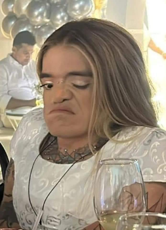 Hétero não assumido tweet media