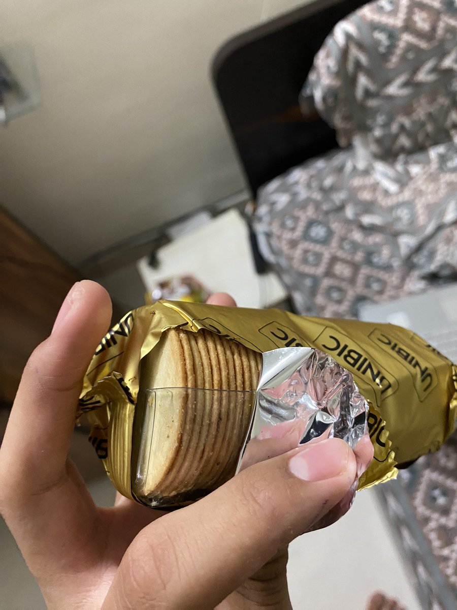 chrena9's tweet photo. 5 mins back I was very happy because I was comfortably lying down on my bed watching yt and preparing to eat Unibic chocolate chip cookies…but these guys have the same packaging for their weird ass biscuits…now i am sad https://t.co/hUXIfgHIt8