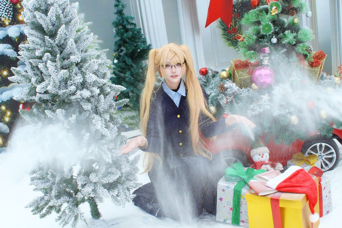 chaoxue12's tweet photo. merry Christmas✨❄️
#usuk #cos https://t.co/cvSl1uUiof