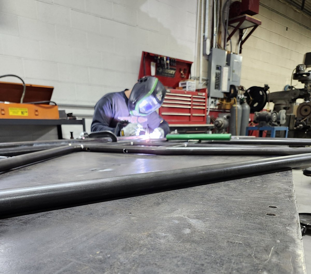 RPMChassis's tweet photo. Sunday funday! Working on a set of new sides. https://t.co/Eg4hdOpKSt