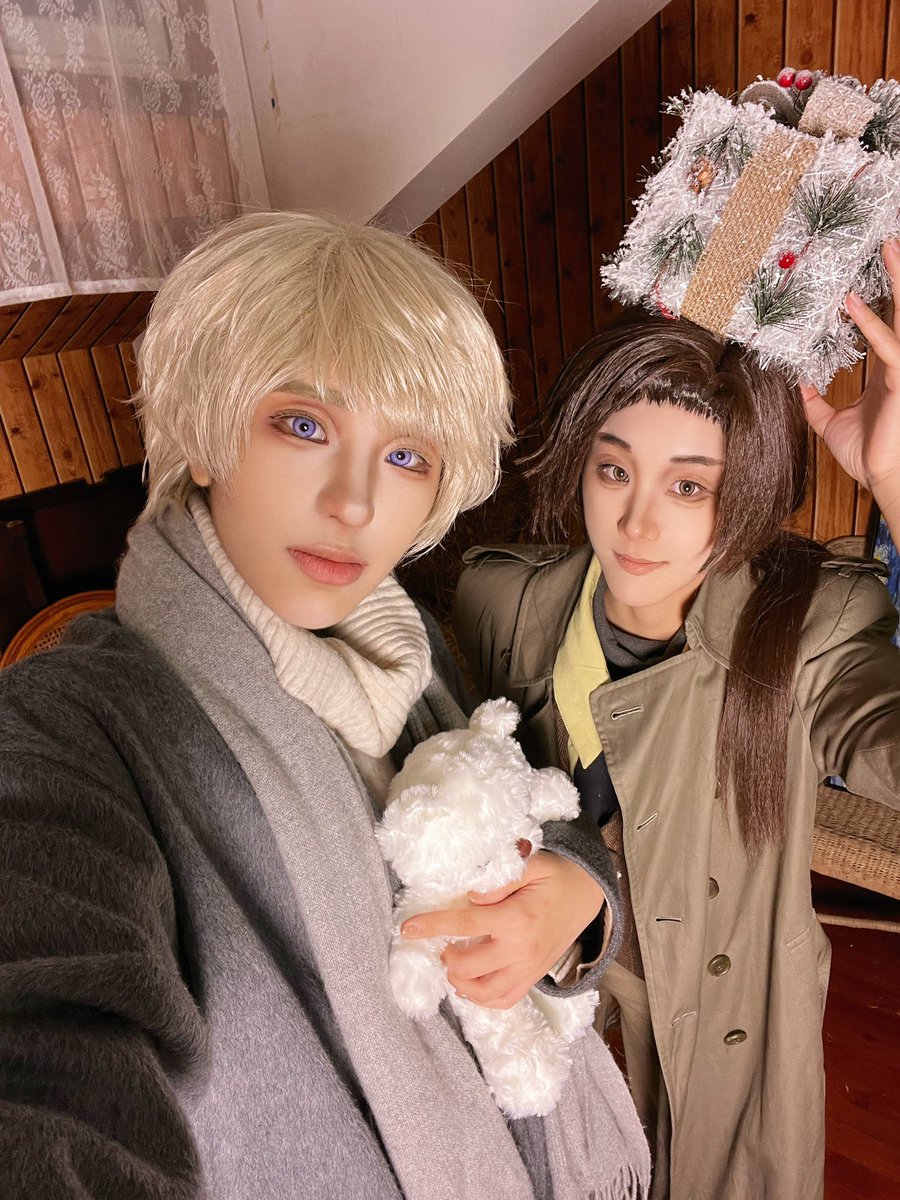 chaoxue12's tweet photo. #露中 #cos 圣诞快乐🐻‍❄️🐼🎄 https://t.co/kdhtDuGTon
