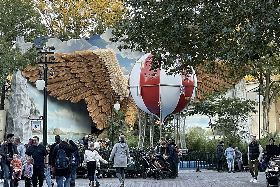 Als de Efteling dit verzoek in de ranglijst van Oog voor Detail niet zag aankomen zat er vast een joekel van een ballon voor! Stemt allen:
eftelist.nl/ovd/ballon-blo…