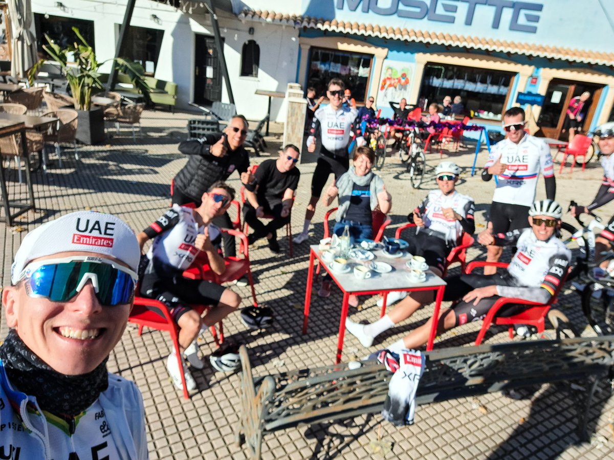 Musette Cafe tweet media