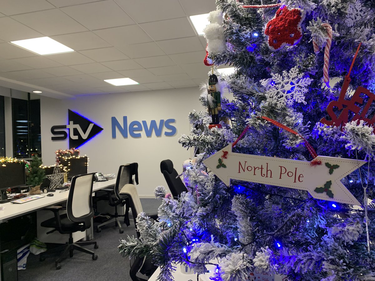 Fraser Nicoll (@frasernicoll) on Twitter photo 📺 Ending the year with some job news…
Going to be taking a break from my current role with <a href="/STVNews/">STV News</a> in 2025 to reunite with great colleagues at STV North, reporting from Tayside while <a href="/saul_sievwright/">Saul Sievwright</a> is on his travels✈️
If you have a story in the area 👉🏼 fraser.nicoll@stv.tv 📺 Ending the year with some job news…
Going to be taking a break from my current role with <a href="/STVNews/">STV News</a> in 2025 to reunite with great colleagues at STV North, reporting from Tayside while <a href="/saul_sievwright/">Saul Sievwright</a> is on his travels✈️
If you have a story in the area 👉🏼 fraser.nicoll@stv.tv