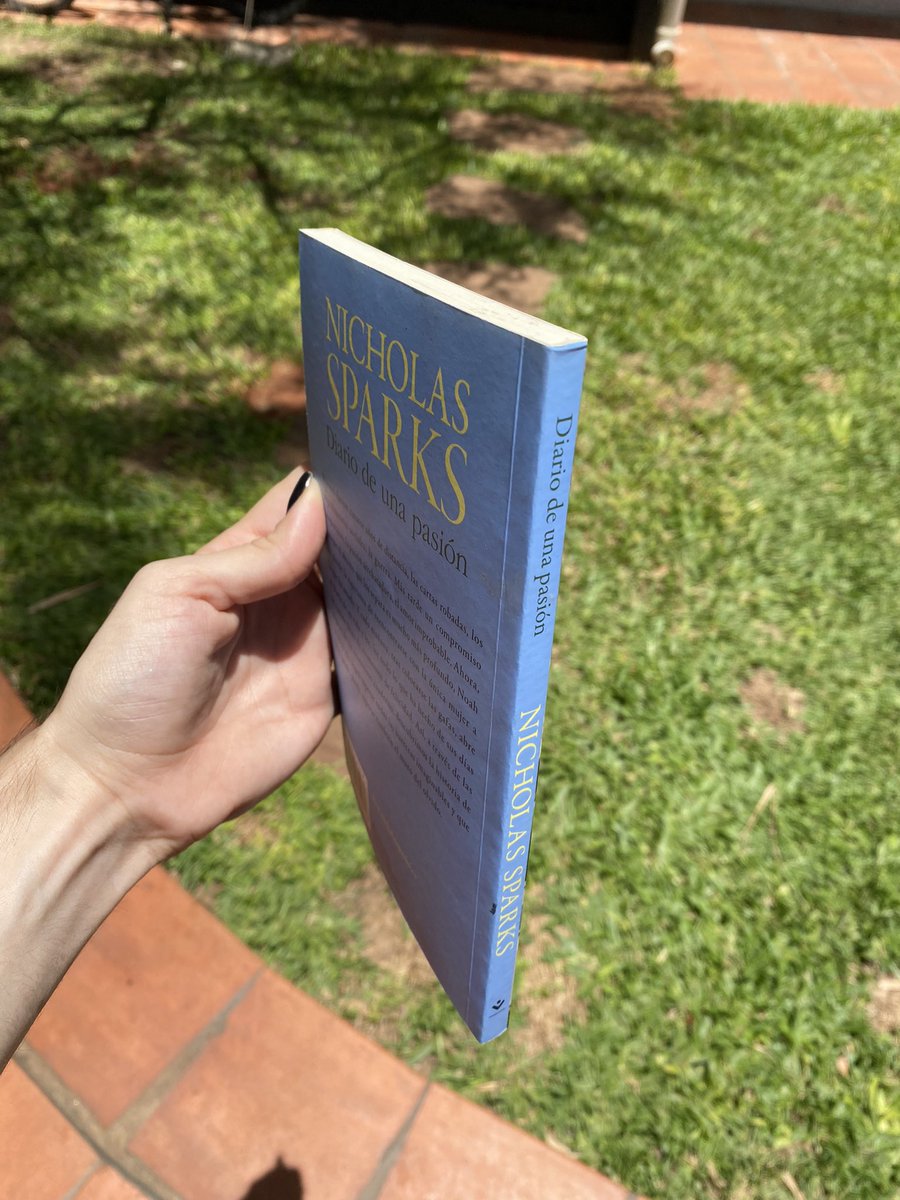 Holii, estoy vendiendo estos libros por si a alguien le interese alguno ❤️ Todo lo recaudado va a ir directamente como aporte para ayudar a Lunita 💖