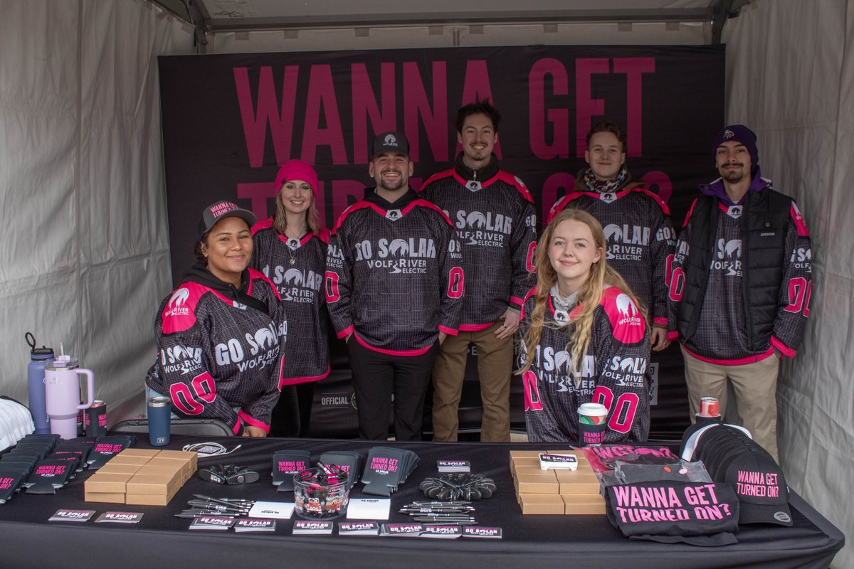 We’re live at US Bank Stadium, giving away merch and chatting with both Vikings and Packers fans about going solar! Come chat with us before the game!⚡💜💚 Let’s bring the energy! #Skol #SolarPower #GoVikings