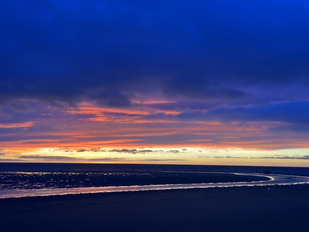 Compassionate God, as you know each star you have created, so you know the secrets of every heart; in your loving mercy bring all to your table. So that our hungers may be satisfied in the city of your peace; through Christ who is our peace.

Joyous to worship today #StJohnsChev