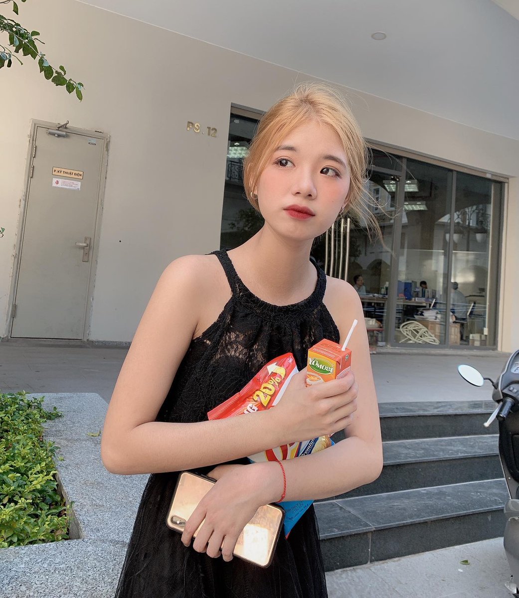 trahaly's tweet photo. đen huyền bí https://t.co/BT2BWJm8zD