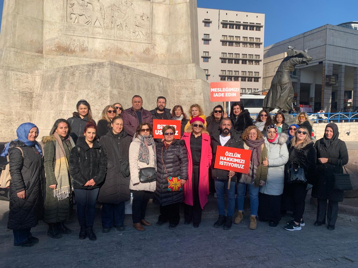 Dilek_hoca35's tweet photo. Özlük haklarımız tahsis edilene kadar 100 bin usta öğreticiler susmayacak 
bizler emekçi eğitimcileriz
#UstalarMüjdeBekliyor 

@Akparti @RTErdogan @CelileErenOKTEN @Yusuf__Tekin @herkesicinCHP @iyiparti @MHP_Bilgi @devapartisi https://t.co/O2thAta6Bh