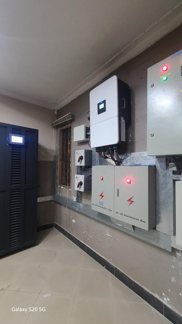 SolarTigerpro's tweet photo. Supplied a @DeyeInverter 20 kW LV Hyrid, Three phase and its doing wonders.
Just 1 inverter instead of having 2 or more smaller ones paralleled together to have the same output power and PV power.
Only top brands @SolarTigerpro
Call/Whatsapp +256701515416 to order.
#Solar4ALL https://t.co/codWNtbPnL