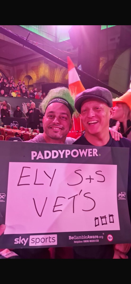 Getting shout outs at the darts 🎯 #allypally #uppasports #uppaely 💙