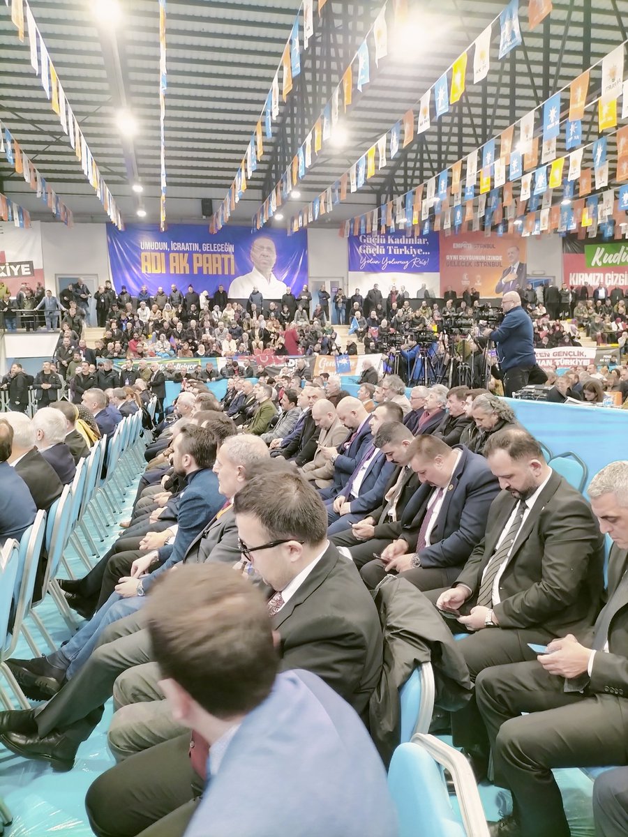 Bu gün Ak Parti Pendik İlçe Başkanlığına 7. Olağan kongrede seçilen sayın <a href="/Sarikaya0zer/">Özer Sarıkaya</a> beyi ve ekibini tebrik eder ve başarılar dileriz. <a href="/devapartisi/">DEVA Partisi</a> <a href="/alibabacan/">Ali Babacan</a> <a href="/avidrissahin/">Av. İdris Şahin</a> <a href="/hasankaraltr/">Hasan Karal</a> <a href="/Mustafa1yilmaz/">Mustafa Yılmaz</a> <a href="/A_HakanAgaoglu/">Ali Hakan Ağaoğlu</a> <a href="/ysrcelik/">Yaşar Çelik / PROKAP MAKİNE</a>