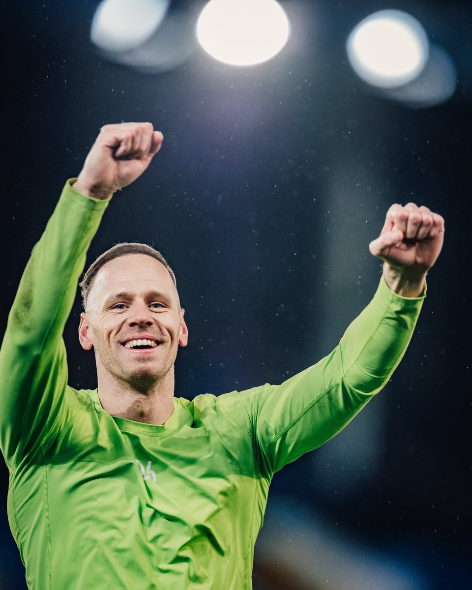 NFFC's tweet photo. Make that EIGHT clean sheets this season. ⛔️ https://t.co/Nnj80WbjaK