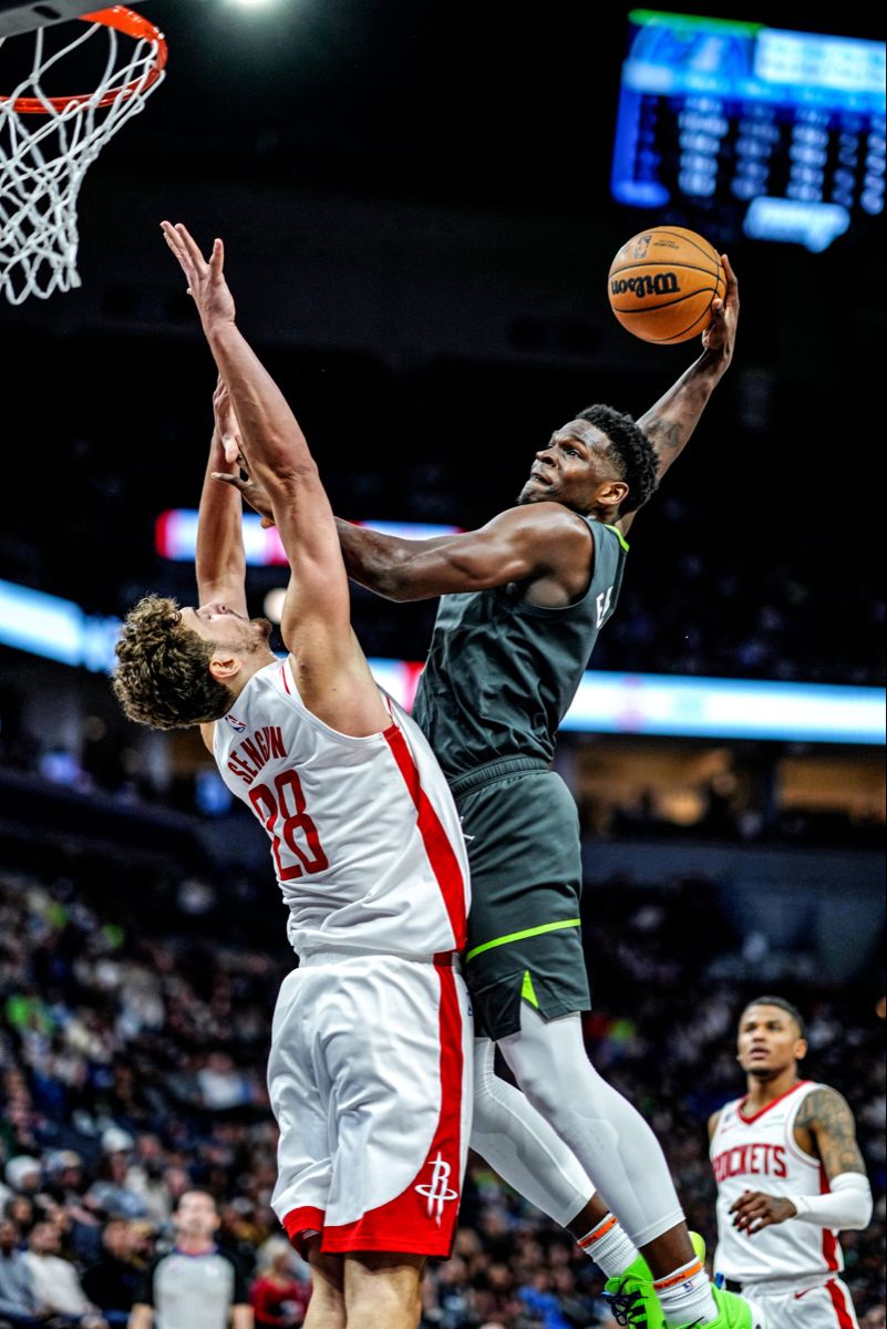 La NBA ha elegido los 2⃣0⃣ mejores mates de los últimos 25 años

Y en este hilo, te los traemos TODOS  🧵