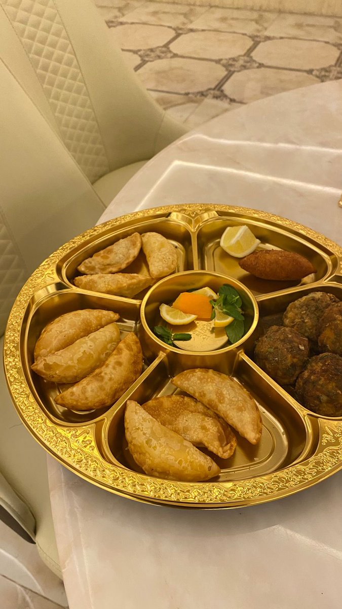 لأمتنا نحيا_تبوك (@4ongt) on Twitter photo كما قدم الفريق شكره لمكتبة الهلباني، ولجنه تراحم لرعاية السجناء، وفريق تطوعي تبوك، وفريق أفياء تبوك، وفريق بصمة خير.
الجدير بالذكر أن الحفل كان برعاية مجموعة كبيرة من الداعمين: قصر المملكة للاحتفالات، ووكالة زووم للدعاية والإعلان، وموسسة لمسات الجنوب، وضيافة نور،
<a href="/z00m_tabuk/">شركة زووم #تبوك</a> كما قدم الفريق شكره لمكتبة الهلباني، ولجنه تراحم لرعاية السجناء، وفريق تطوعي تبوك، وفريق أفياء تبوك، وفريق بصمة خير.
الجدير بالذكر أن الحفل كان برعاية مجموعة كبيرة من الداعمين: قصر المملكة للاحتفالات، ووكالة زووم للدعاية والإعلان، وموسسة لمسات الجنوب، وضيافة نور،
<a href="/z00m_tabuk/">شركة زووم #تبوك</a>