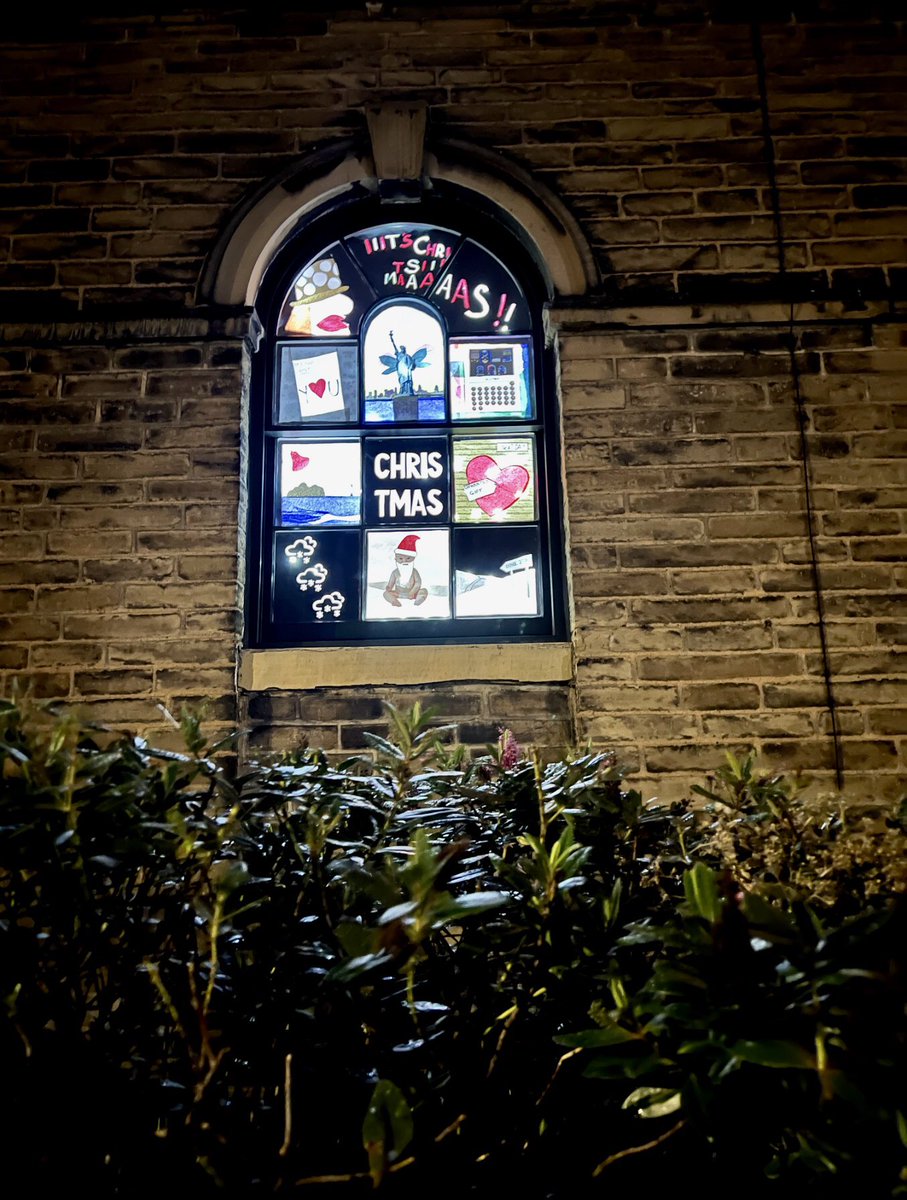Just 3 more days of the #Saltaire Advent Calendar. 55 George St was home to John Barker in 1952. He had his 15 minutes of fame when he escaped from Hatfield #Borstal, but he didn’t head for home. John was recaptured having fun whilst he could in Blackpool.