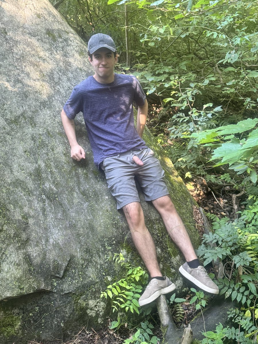 Lloyd Grey tweet media