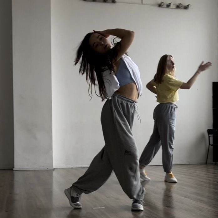 audtwtmar's tweet image. :¨ ·.· ¨:
intro
`· . ౨ৎ
- Mary
- 08 liner
- African American 🇺🇸
- INFJ - A
- Dance | working on rap &amp; vocal ^^
- Role Models: Ruka, Blackswan, Julie
- #audtwt #auditiontwt #castingtwt &lt;3
moots? 🎀