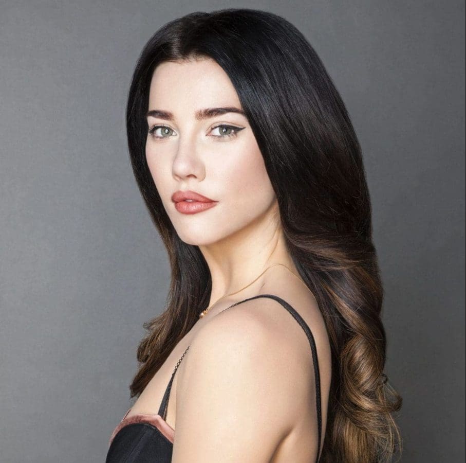 UltimateSoapFan's tweet photo. Favorite Performers #BoldandtheBeautiful #BoldandBeautiful 

Thorsten Kaye &amp; Jacqueline MacInnes Wood https://t.co/lXALrUZLe9