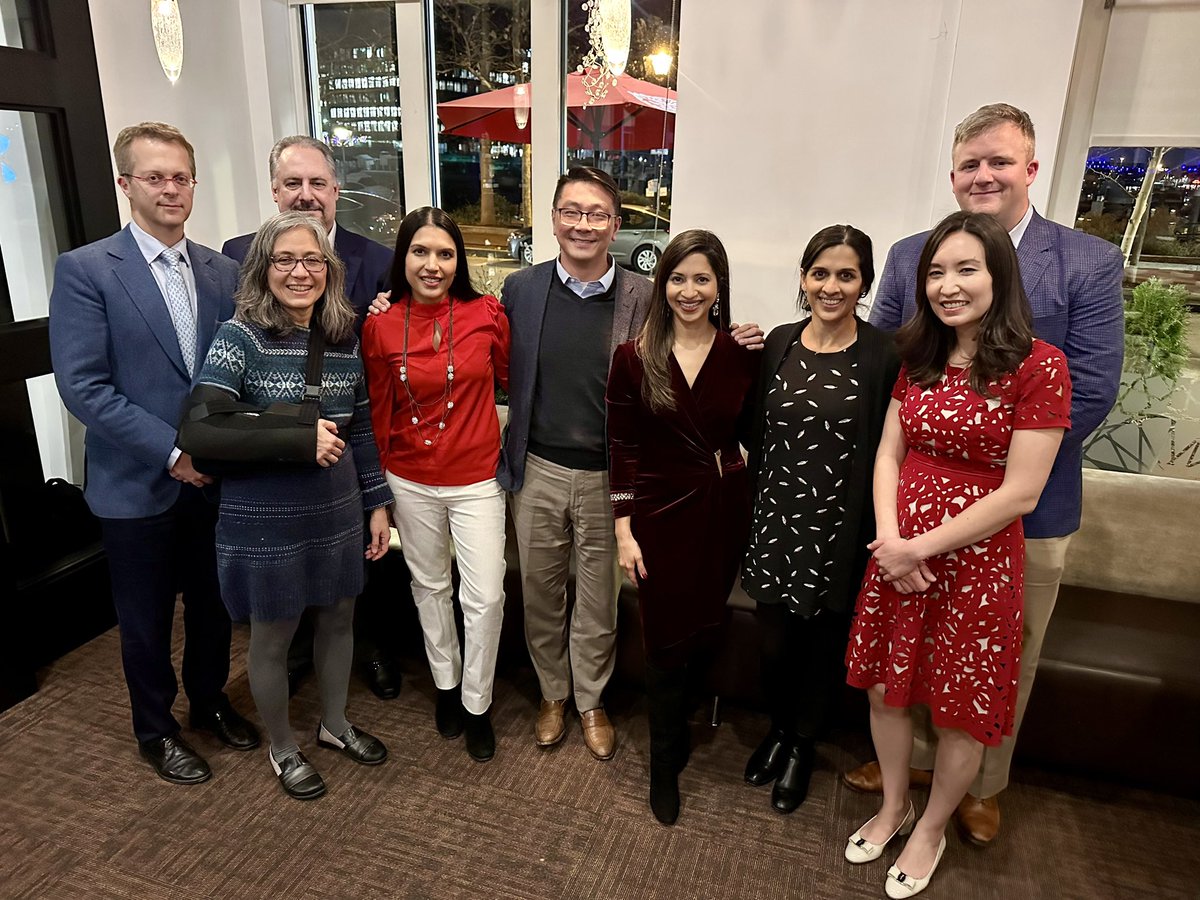KSharmaMD's tweet image. Incredibly proud of The Johns Hopkins @hopkinsheart @HopkinsCTSurg Advanced Heart Failure / Transplant program for a record-breaking year!
⭐️ 65 heart transplants - with still 2 days to go – the highest # performed in a year @HopkinsMedicine
⭐️ > 90% 90-day survival and > 90%…