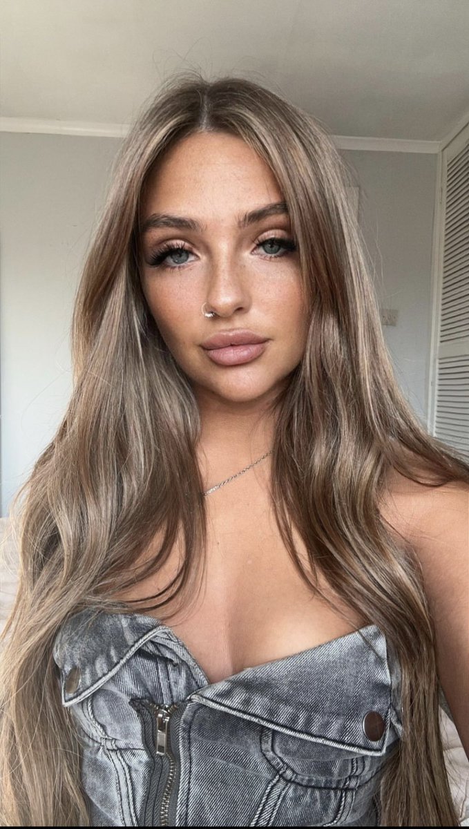 _kaylaaax_'s tweet photo. Take 2 x https://t.co/zXBoutY7yY
