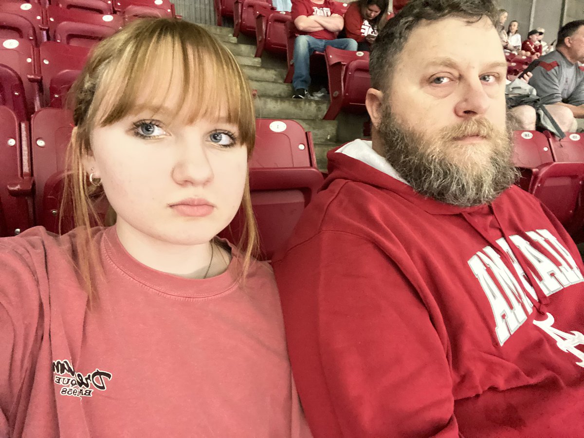 SomeBreck's tweet image. #bluecollarbasketball
#rolltide