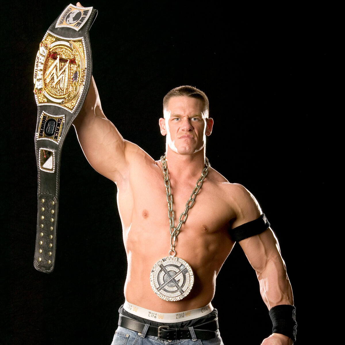 WrestlingWCC's tweet image. John Cena originally created his 2005 album because he felt like he could make better music than what WWE was producing for him at the time 💿